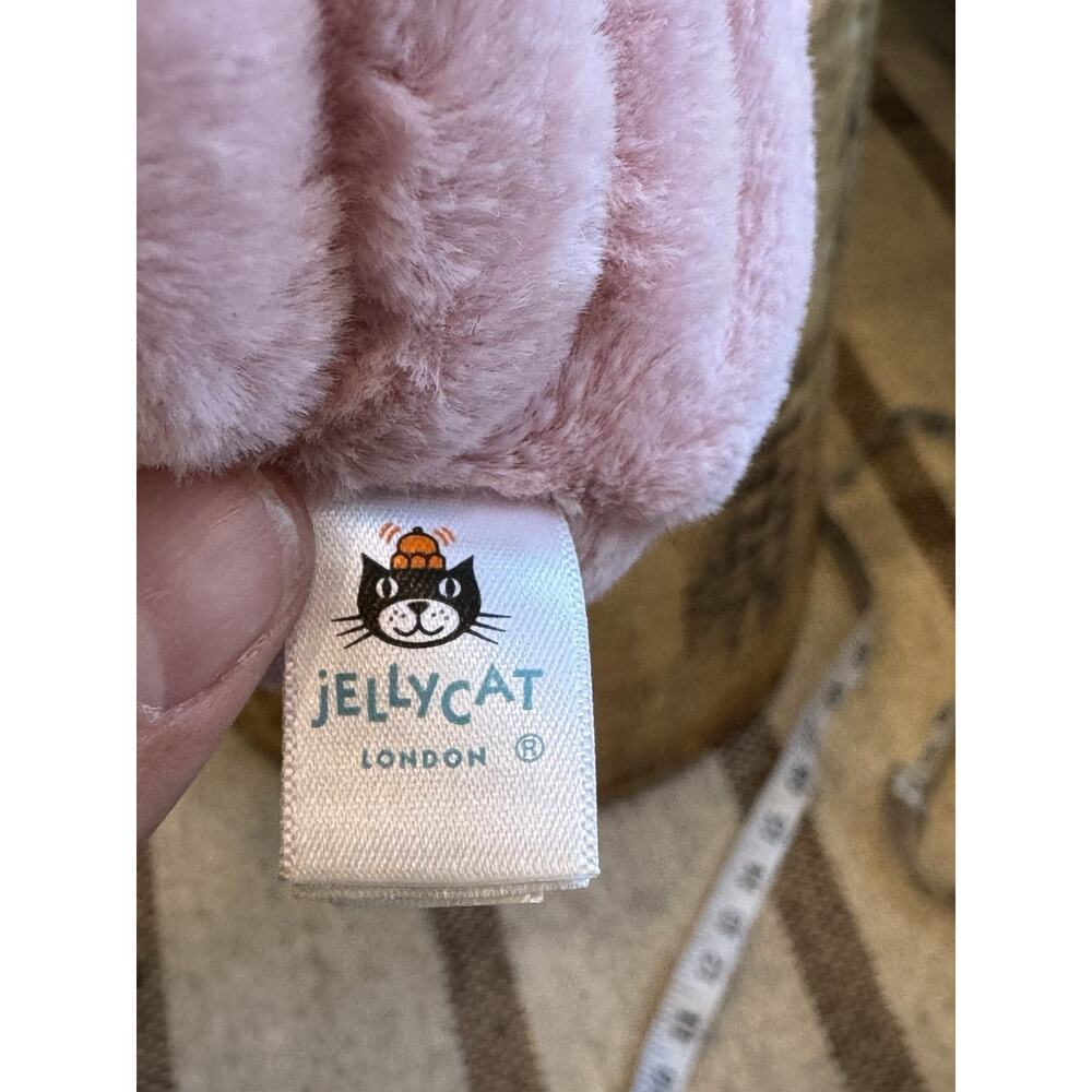 Jellycat Clemmie Clam Small Pink Plush Stuffie Jelly Cat London Stuffed Animal - Picture 6 of 7
